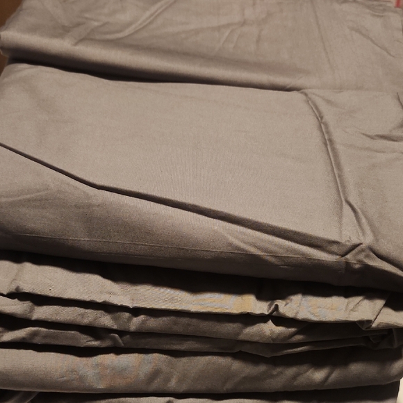 Luxurious Gray Duvet Cover Set - Picture 6 of 7